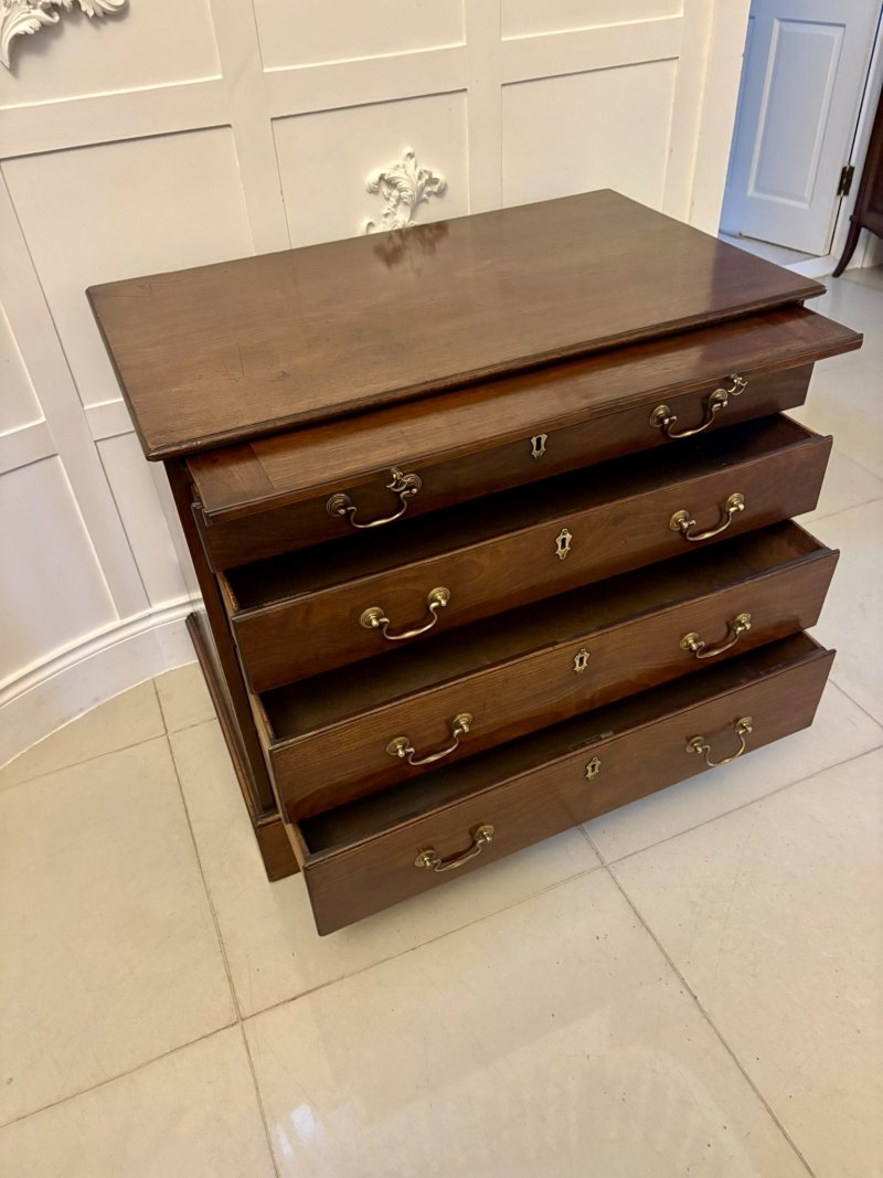 Quality Antique George III Mahogany Chest of Drawers with Brushing Slide - Image 7